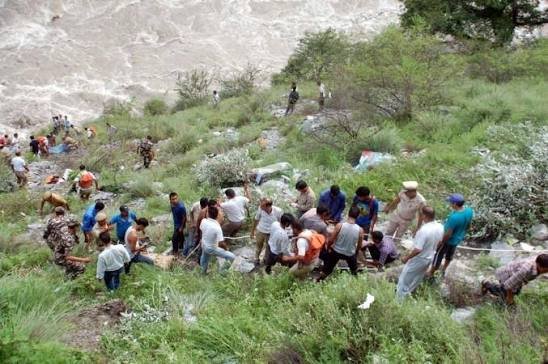 Eight Pilgrims From Madhya Pradesh Die as Minibus Falls Into Gorge