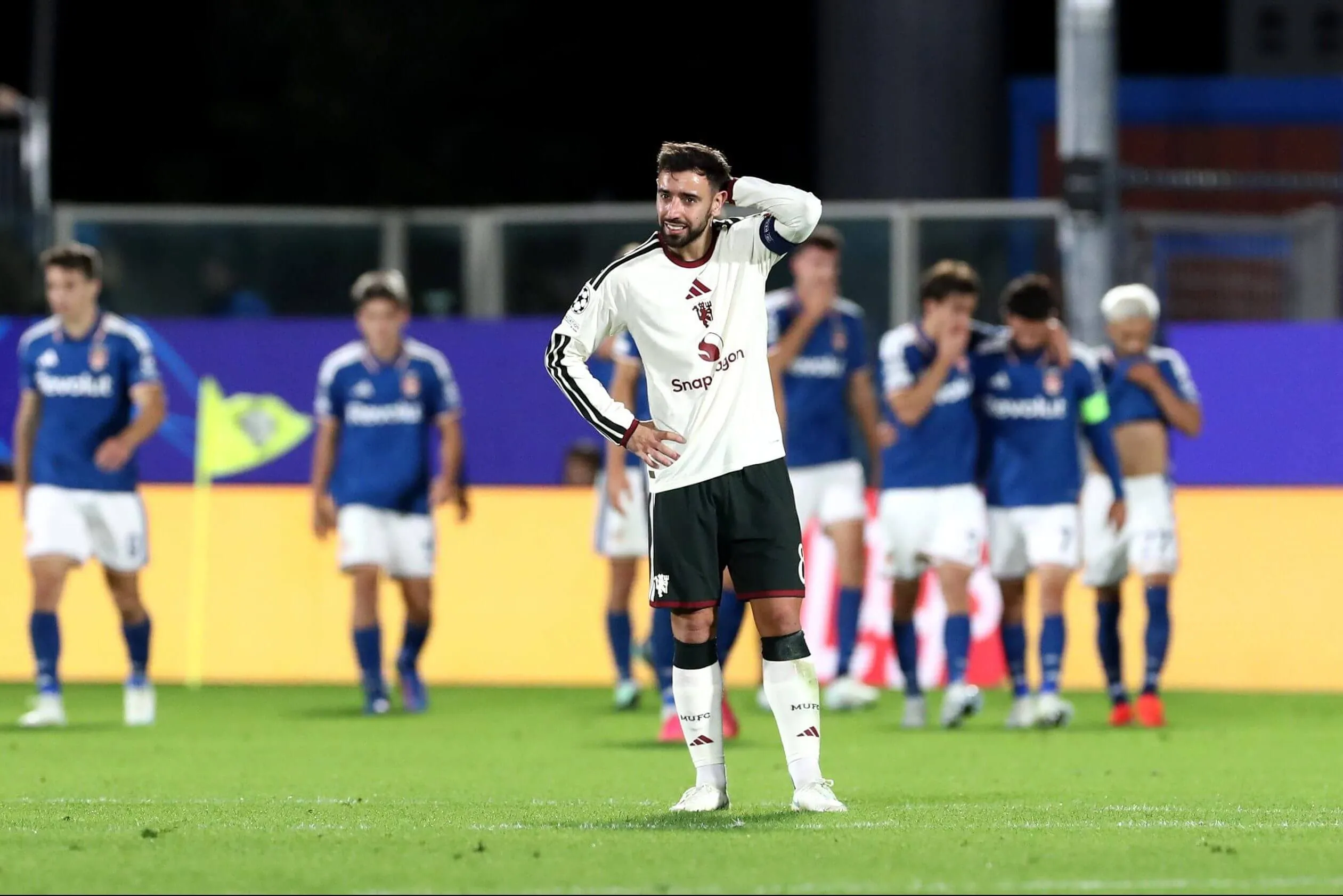 Como Deliver Stunning 4-1 Champions League Victory Over Manchester United